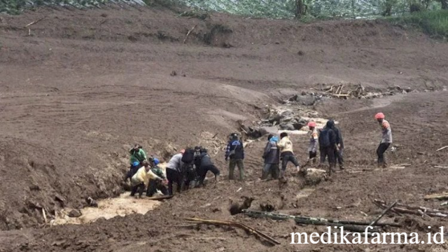 Pemkab Bandung Barat Umumkan Status Darurat Longsor