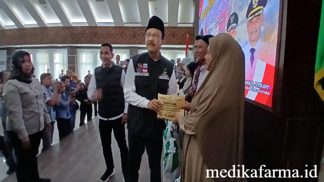 Mensos Gus Ipul Serahkan Santunan Duka di Aceh Utara